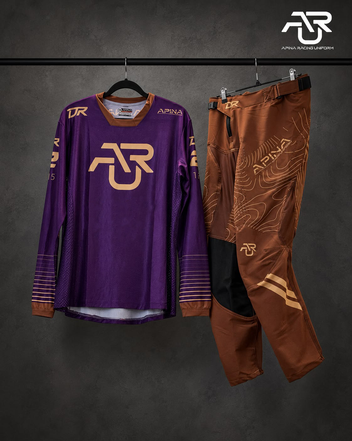 DeRooy Global x APINA Signature Gear